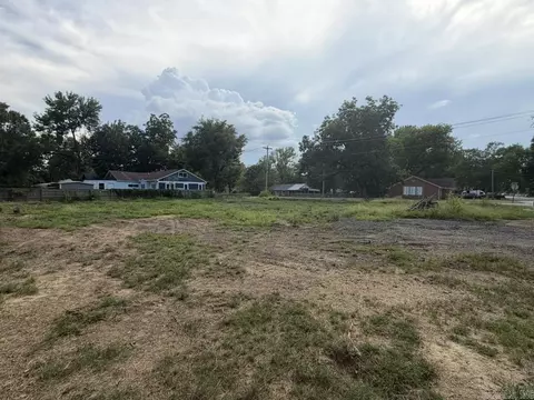 472 Ingram St, Conway, AR 72032 photo 3