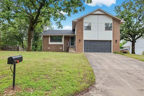 183 Sunset Dr, North Little Rock, AR 72118