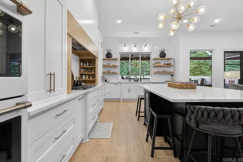 Kitchen - 810 Caddo Dr, Benton, AR 72019 photo 3 of 6