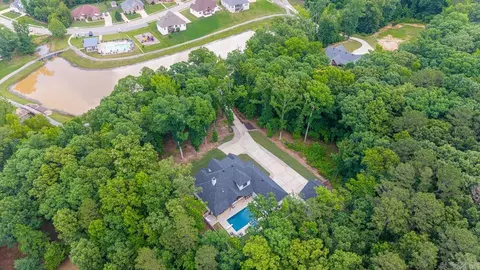 View/Area - 810 Caddo Dr, Benton, AR 72019 photo 2 of 2