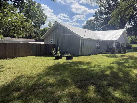 Exterior - 69 College St, Quitman, AR 72131 photo 3 of 6