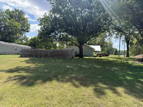 Exterior - 69 College St, Quitman, AR 72131 photo 5 of 6
