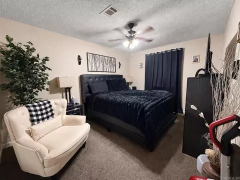 Bedroom - 33 Hiland Pl, Benton, AR 72015 photo 1 of 3