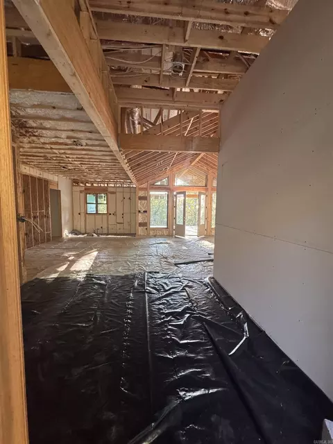 Entry Way - 66 7 Lakes Ranch Blvd, Conway, AR 72032 photo 2 of 2