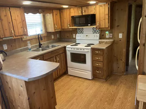 Kitchen - 8766 Nine Mile Ridge Rd, Hardy, AR 72542 photo 1 of 2