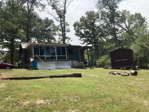 Exterior - 8766 Nine Mile Ridge Rd, Hardy, AR 72542 photo 2 of 9
