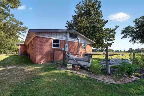 Exterior - 9375 Ridge Rd, Malvern, AR 72104 photo 4 of 10