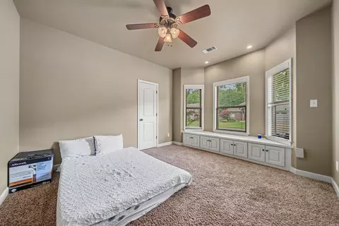 Bedroom - 6312 Pierce Manse Loop, Benton, AR 72019 photo 1 of 6
