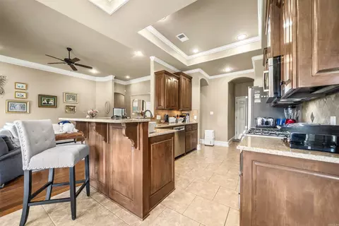 Kitchen - 6312 Pierce Manse Loop, Benton, AR 72019 photo 1 of 2