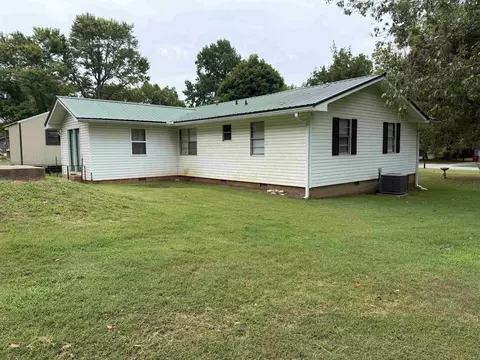 Exterior - 439 Haley St, Melbourne, AR 72556 photo 6 of 8