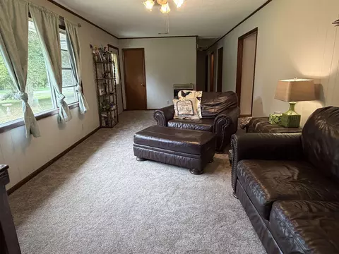 Living - 439 Haley St, Melbourne, AR 72556 photo 3 of 3