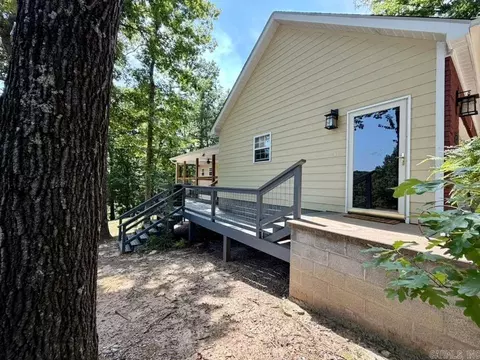 Exterior - 409 Highland Dr, Mountain View, AR 72560 photo 3 of 8