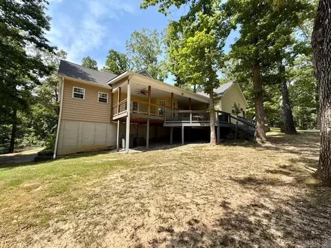 Exterior - 409 Highland Dr, Mountain View, AR 72560 photo 4 of 8