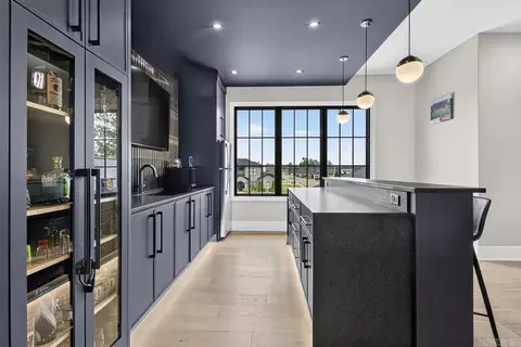 Kitchen - 7346 Lake Point Cir, Benton, AR 72019 photo 4 of 4