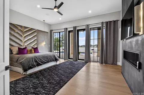 Bedroom - 7346 Lake Point Cir, Benton, AR 72019 photo 3 of 6