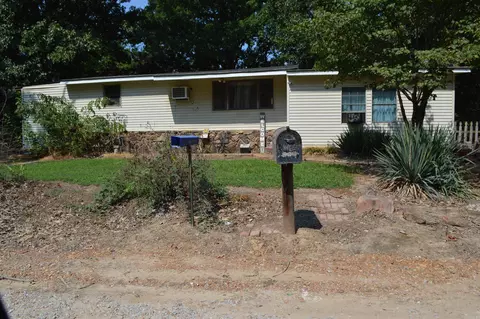 8661 Northwood Ln, Harrisburg, AR 72432