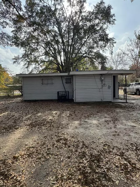 Exterior - 3203 S Iris St, Pine Bluff, AR 71603 photo 5 of 5