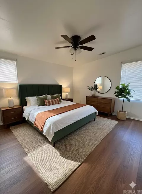 Bedroom - 3203 S Iris St, Pine Bluff, AR 71603 photo 2 of 4