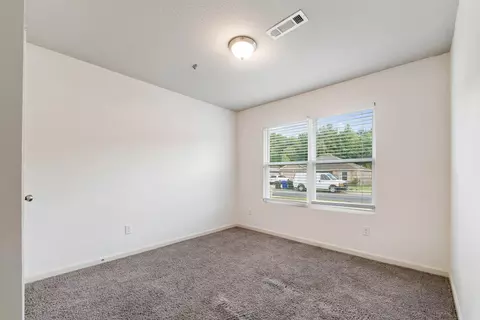 Bedroom - 1110 Okeefe Ave, Conway, AR 72032 photo 7 of 8