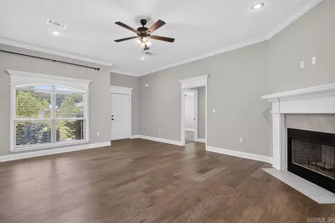 Living - 689 Lucy Ln, Alexander, AR 72002 photo 3 of 4