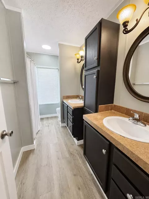 Bath - 3580 Central Rd, Gurdon, AR 71743 photo 3 of 3