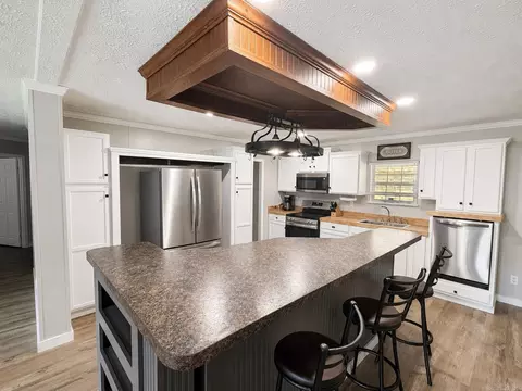 Kitchen - 3580 Central Rd, Gurdon, AR 71743 photo 1 of 2