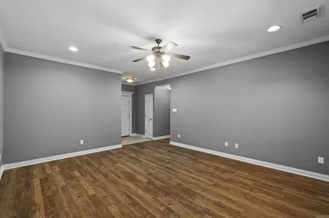 Living - 308 E Myrtle St, Cabot, AR 72023 photo 3 of 4