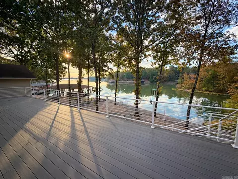 3 Levantino Ln, Hot Springs Village, AR 71909