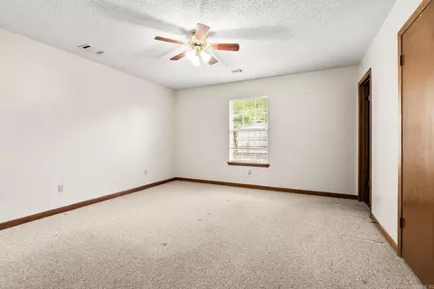 Bedroom - 1802 Pinewood Cv, Beebe, AR 72012 photo 4 of 5