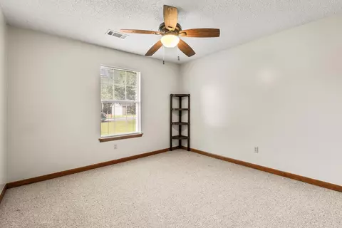 Bedroom - 1802 Pinewood Cv, Beebe, AR 72012 photo 2 of 5