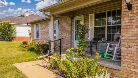 Exterior - 1802 Pinewood Cv, Beebe, AR 72012 photo 4 of 12