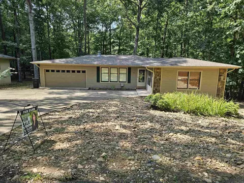 16 Pego Cir, Hot Springs, AR 71909