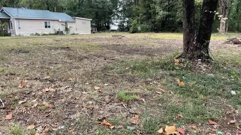 1215 Ingram St, Conway, AR 72032 photo 3