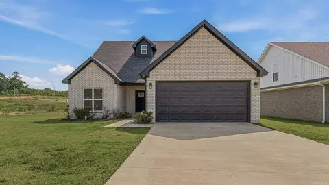 2211 S 20 St, Paragould, AR 72450