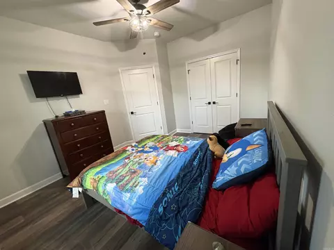Bedroom - 26948 S Sardis Rd, Bauxite, AR 72011 photo 3 of 4