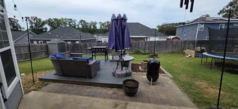 Exterior - 412 Carriage Dr, Benton, AR 72015 photo 6 of 9