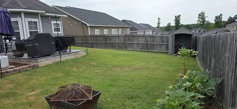 Exterior - 412 Carriage Dr, Benton, AR 72015 photo 4 of 9