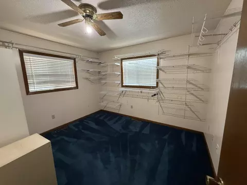 Bedroom - 82 S Oak St, Melbourne, AR 72556 photo 2 of 3