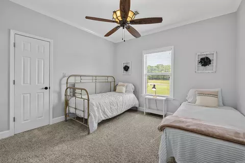 Bedroom - 125 E River Dr, Pangburn, AR 72121 photo 4 of 6