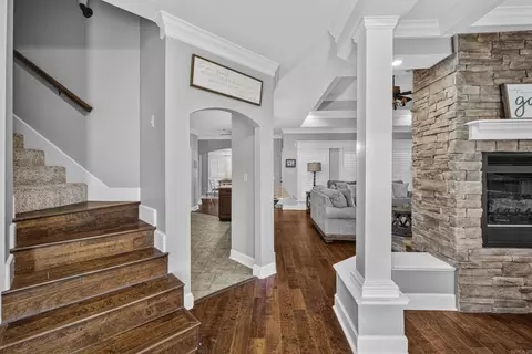 Entry Way - 125 E River Dr, Pangburn, AR 72121 photo 2 of 4