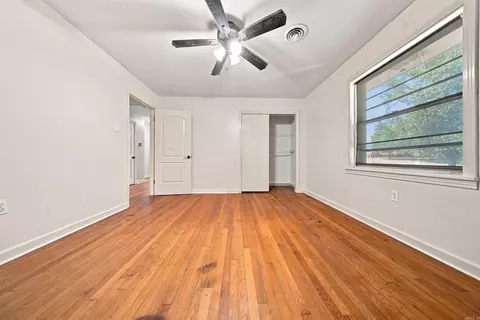 Bedroom - 2159 Hickory St, Conway, AR 72034 photo 4 of 8