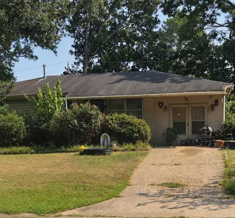 7007 Knollwood Rd, Little Rock, AR 72209