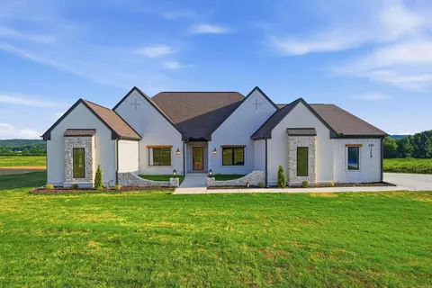 248 Castleberry Rd, Greenbrier, AR 72058