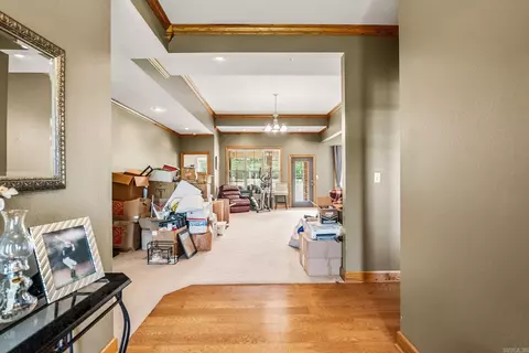 Entry Way - 13 Agarita Cv, Conway, AR 72032 photo 2 of 4
