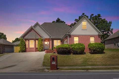 807 Indian Bay Dr, Sherwood, AR 72120