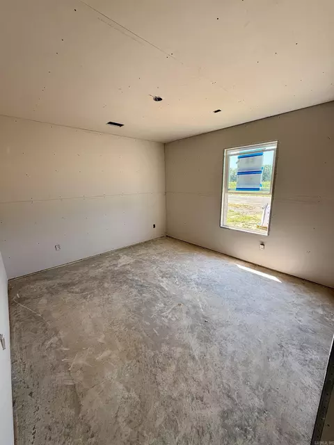 Bedroom - 107 King Ranch Dr, Beebe, AR 72012 photo 2 of 3