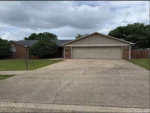 3403 Forest Dr, Bryant, AR 72022 photo 1