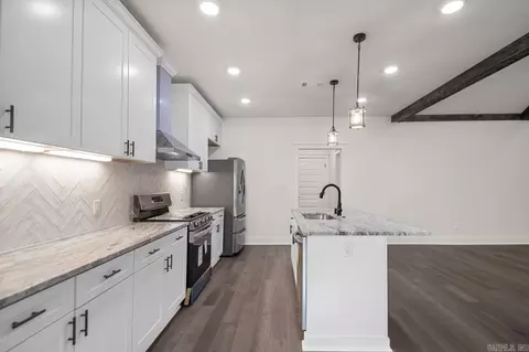 Kitchen - 5168 Peace Ln, Alexander, AR 72002 photo 3 of 4