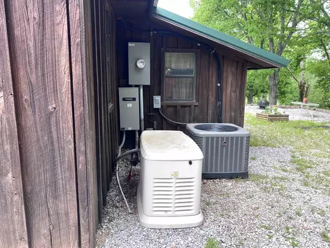 Exterior - 892 N Riverview Ln, Mountain View, AR 72560 photo 9 of 18