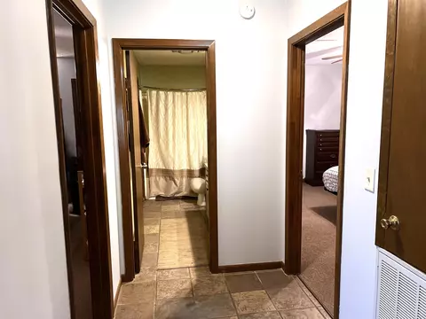 Entry Way - 892 N Riverview Ln, Mountain View, AR 72560 photo 1 of 1
